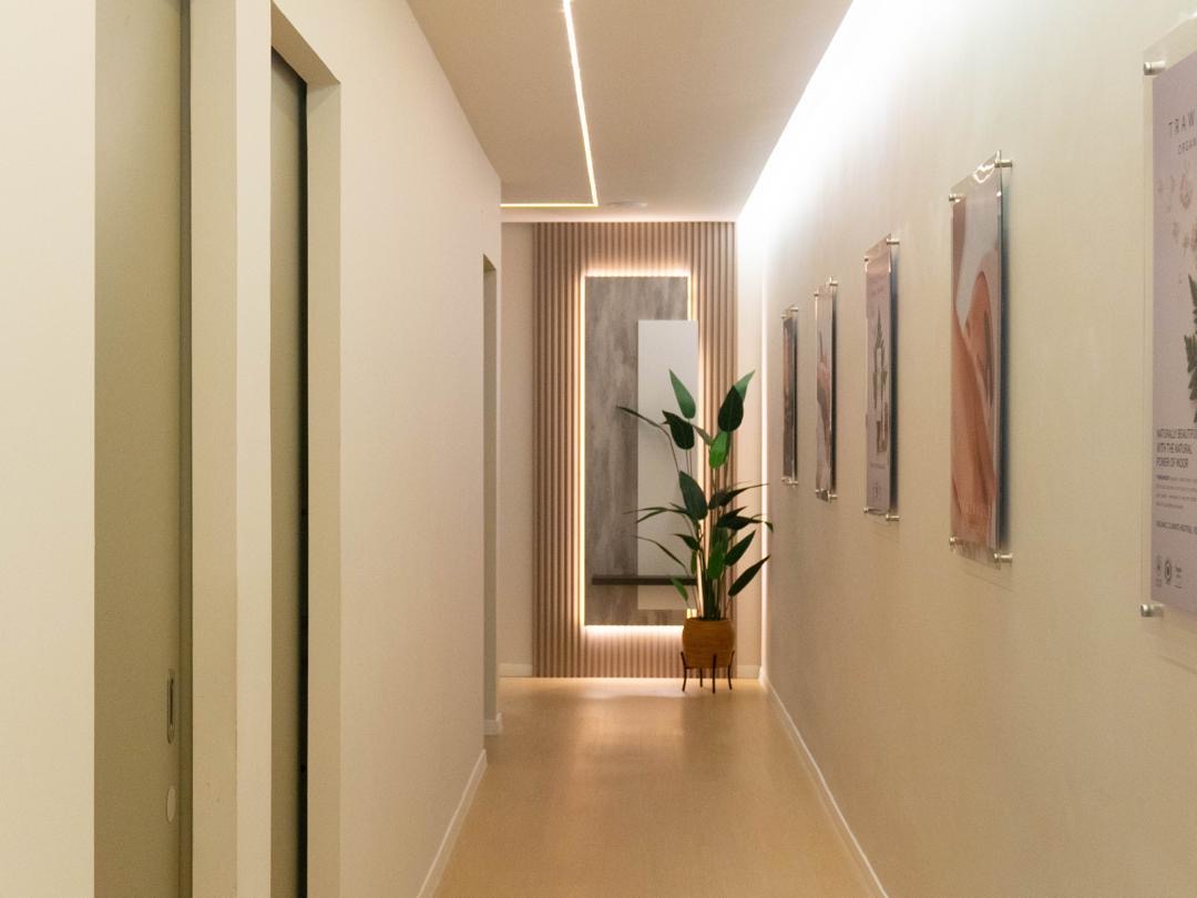 Celebrity Beauté corridor